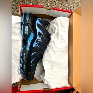 Air max plus, sz 11.5 in men’s